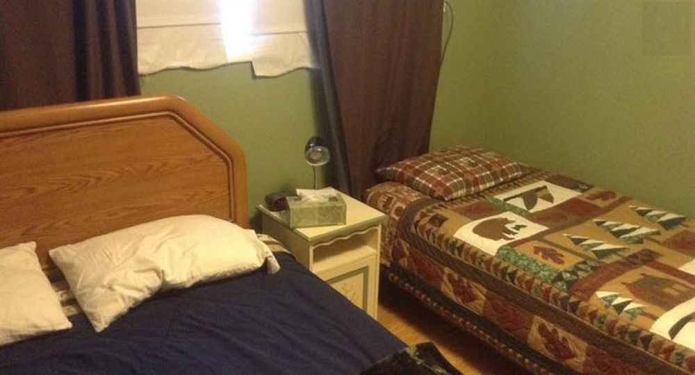 Frenchy'S Adventure Bed And Breakfast Anchorage Exterior foto